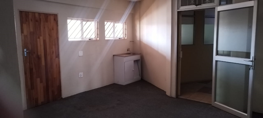 Commercial Property for Sale in Lenasia Ext 7 Gauteng