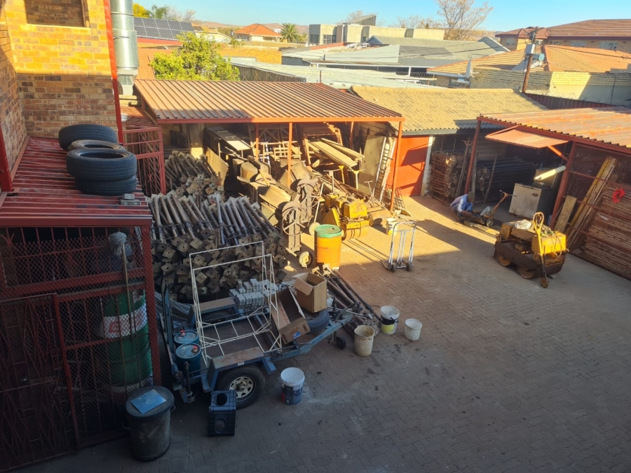 Commercial Property for Sale in Lenasia Ext 7 Gauteng