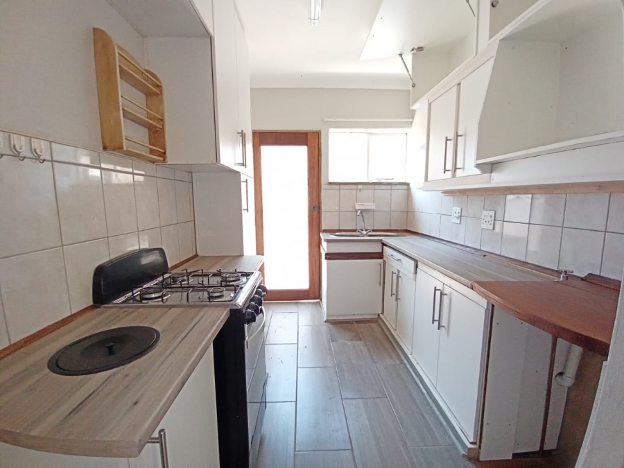 5 Bedroom Property for Sale in Kenmare Gauteng