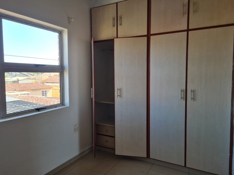 Commercial Property for Sale in Lenasia Ext 1 Gauteng