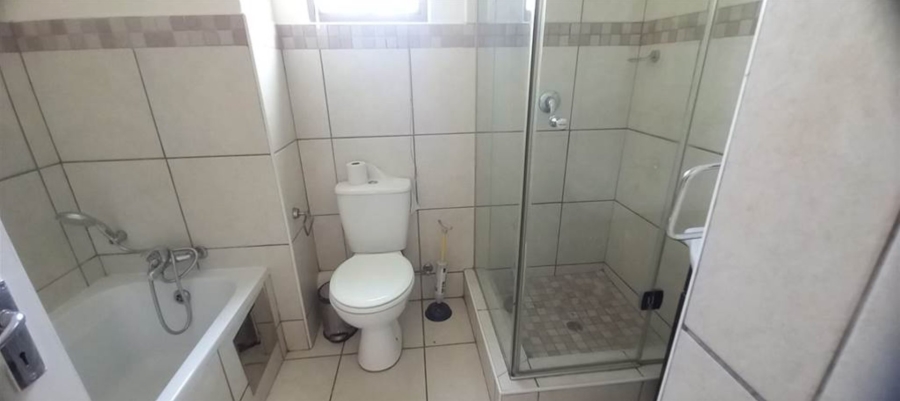 3 Bedroom Property for Sale in Barbeque Downs Gauteng