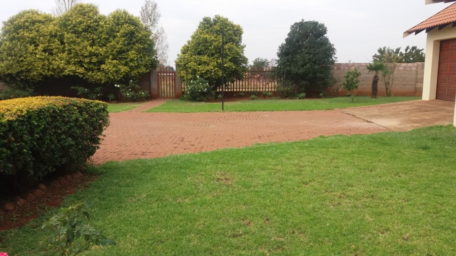 To Let 5 Bedroom Property for Rent in Gerardsville Gauteng