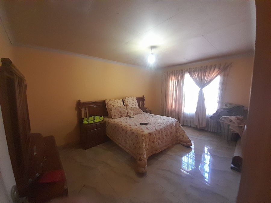 4 Bedroom Property for Sale in Soshanguve GG Gauteng