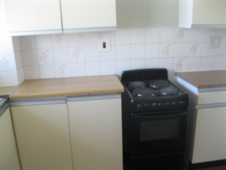 To Let 2 Bedroom Property for Rent in Sunnyside Gauteng