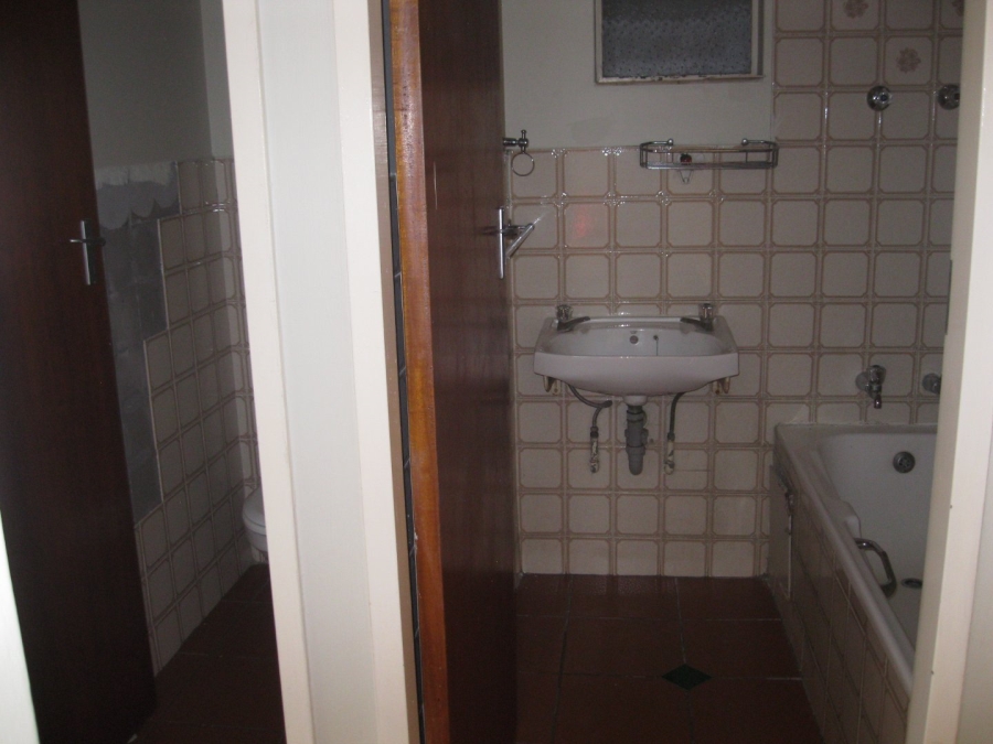 To Let 2 Bedroom Property for Rent in Sunnyside Gauteng