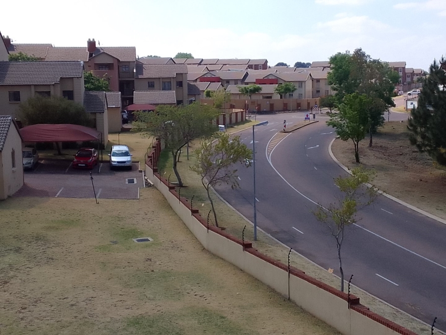 To Let 2 Bedroom Property for Rent in Sagewood Gauteng