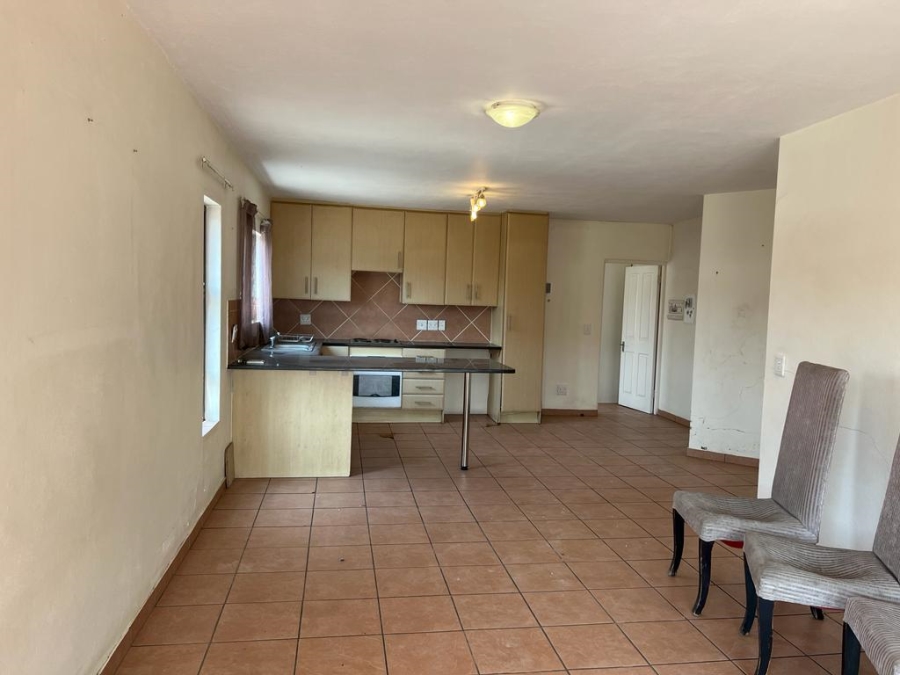 To Let 2 Bedroom Property for Rent in Fairland Gauteng