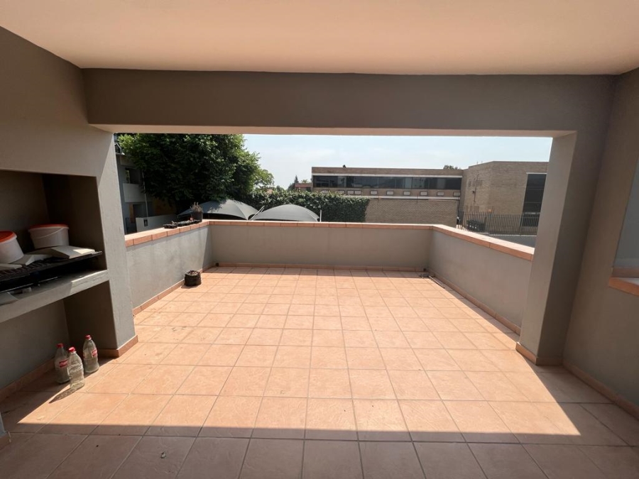 To Let 2 Bedroom Property for Rent in Fairland Gauteng