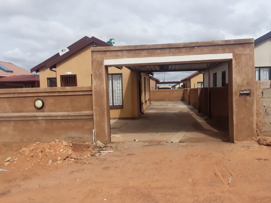 To Let 3 Bedroom Property for Rent in Soshanguve VV Gauteng