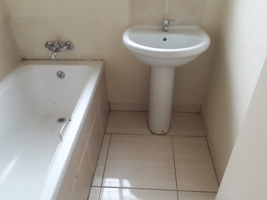 To Let 3 Bedroom Property for Rent in Soshanguve VV Gauteng