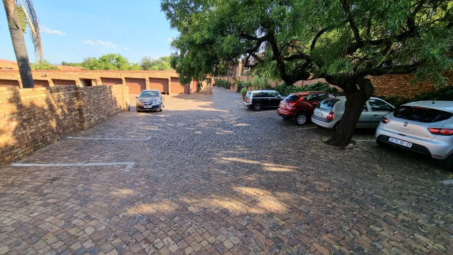 2 Bedroom Property for Sale in Zwartkop Gauteng