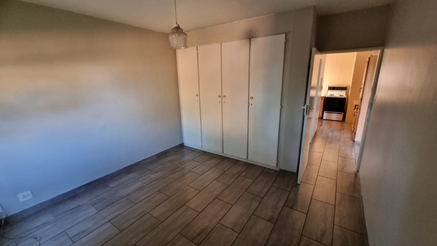 2 Bedroom Property for Sale in Zwartkop Gauteng