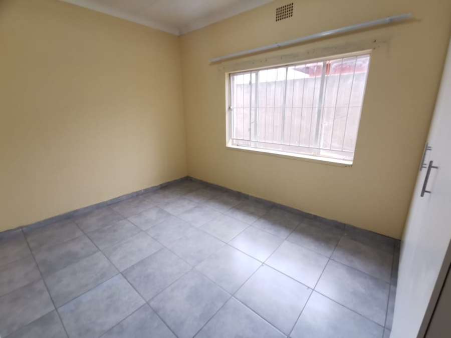 To Let 1 Bedroom Property for Rent in Rewlatch Gauteng