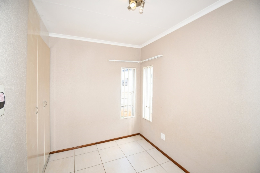 3 Bedroom Property for Sale in Amorosa Gauteng