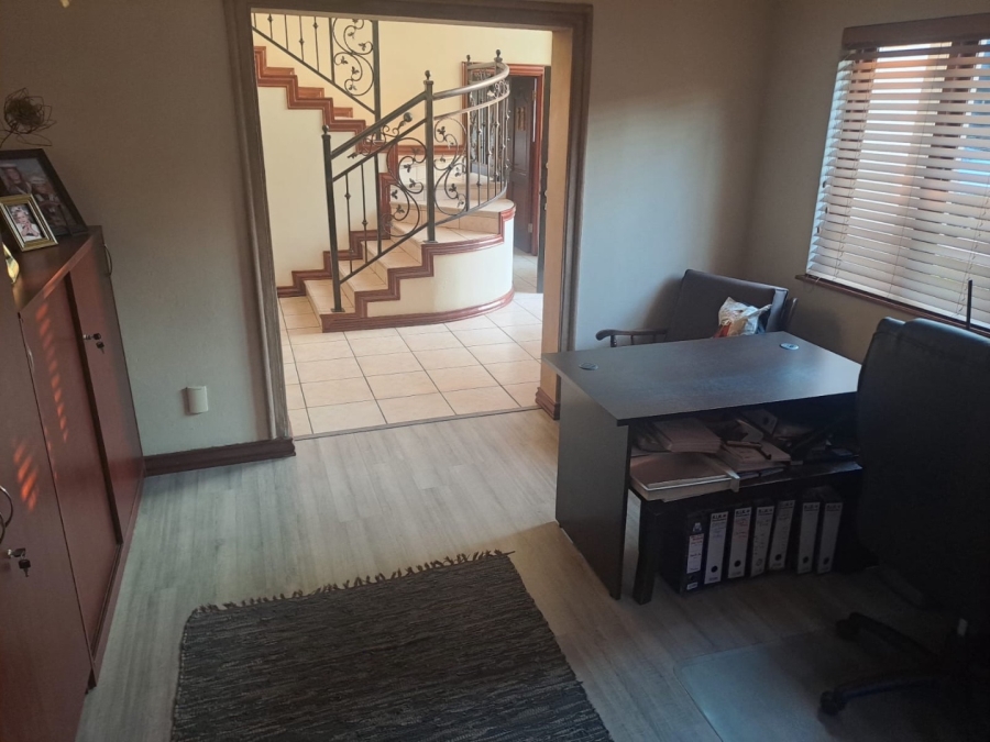 3 Bedroom Property for Sale in Beyers Park Gauteng