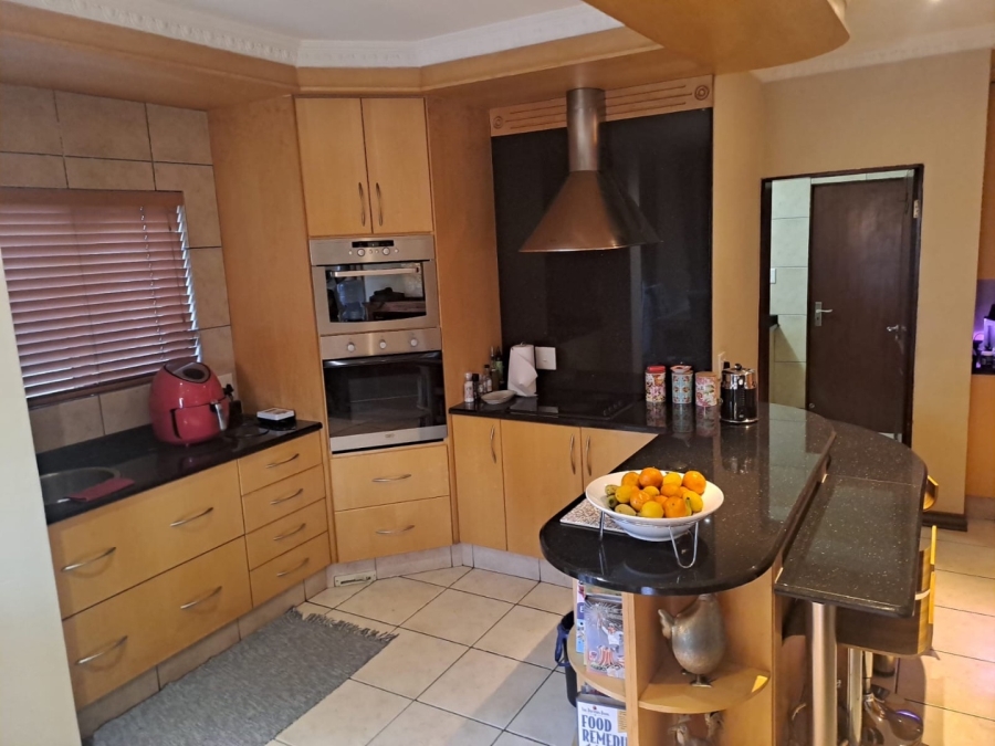 3 Bedroom Property for Sale in Beyers Park Gauteng