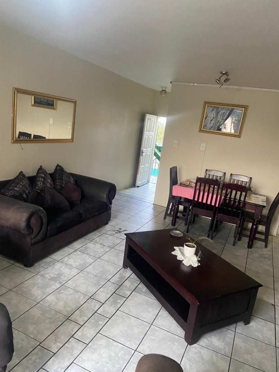 2 Bedroom Property for Sale in Florida Gauteng