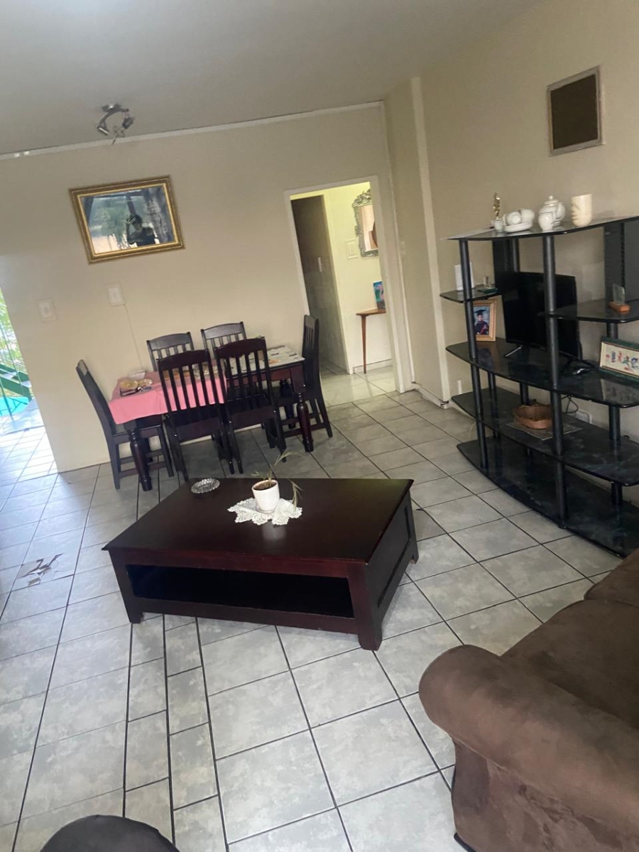 2 Bedroom Property for Sale in Florida Gauteng