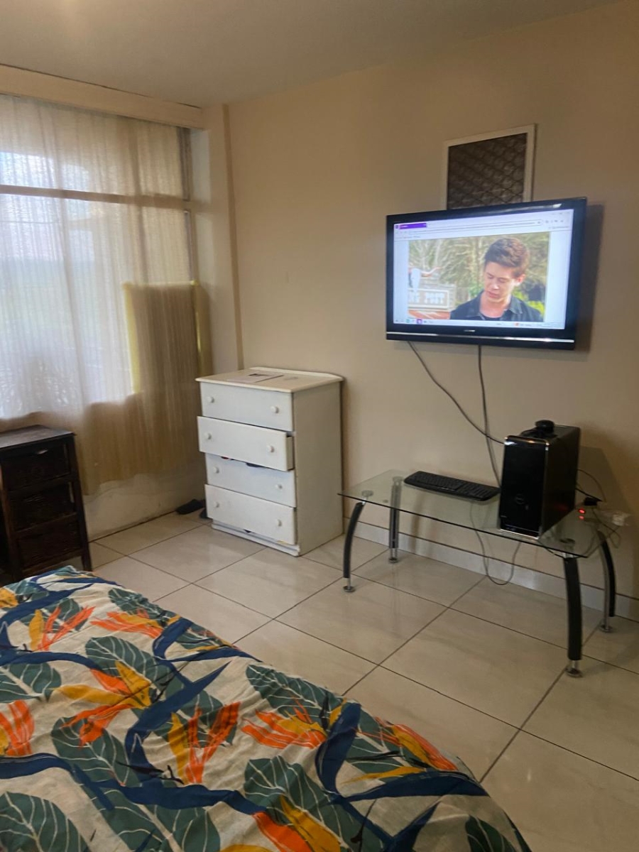 2 Bedroom Property for Sale in Florida Gauteng