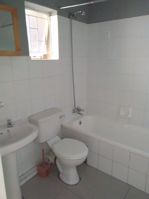 To Let 1 Bedroom Property for Rent in Melville Gauteng