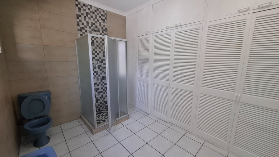 To Let 1 Bedroom Property for Rent in Florida Park Gauteng