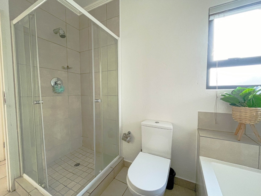 1 Bedroom Property for Sale in Beverley Gauteng