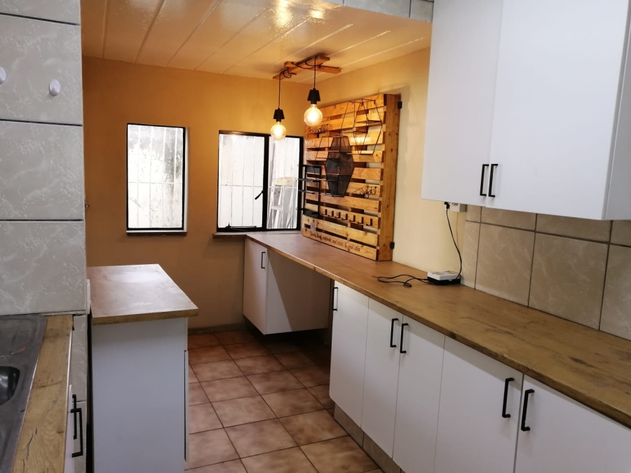 To Let 3 Bedroom Property for Rent in Witfield Gauteng