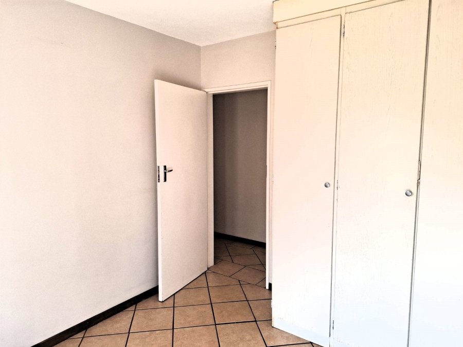 To Let 2 Bedroom Property for Rent in Equestria Gauteng