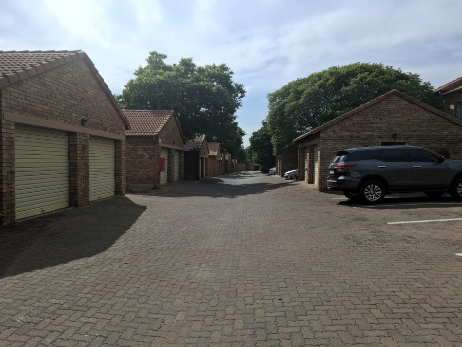 To Let 2 Bedroom Property for Rent in Equestria Gauteng