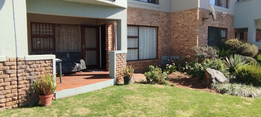 2 Bedroom Property for Sale in Bassonia Gauteng