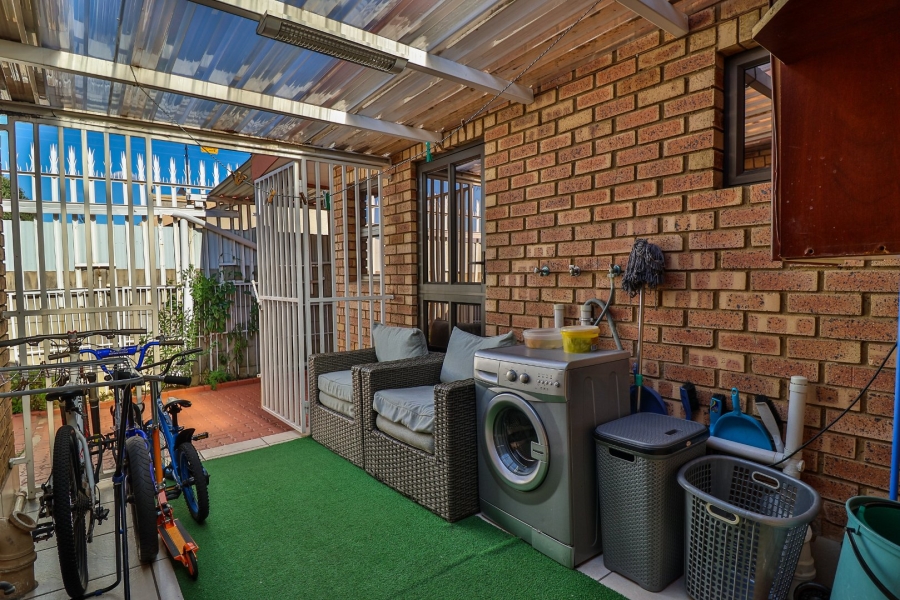 2 Bedroom Property for Sale in The Hill Gauteng