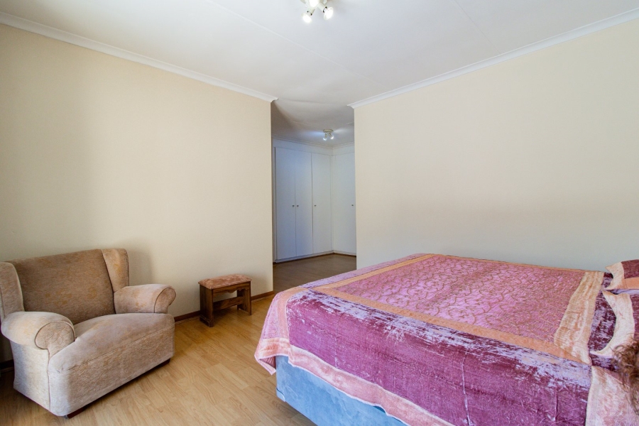 3 Bedroom Property for Sale in Mulbarton Gauteng