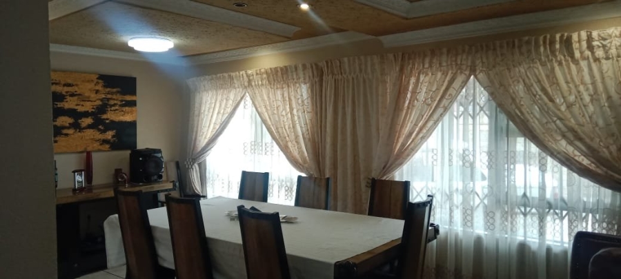 3 Bedroom Property for Sale in Umfuyaneni Gauteng