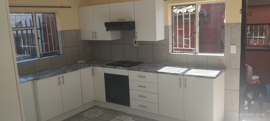 3 Bedroom Property for Sale in Regents Park Gauteng