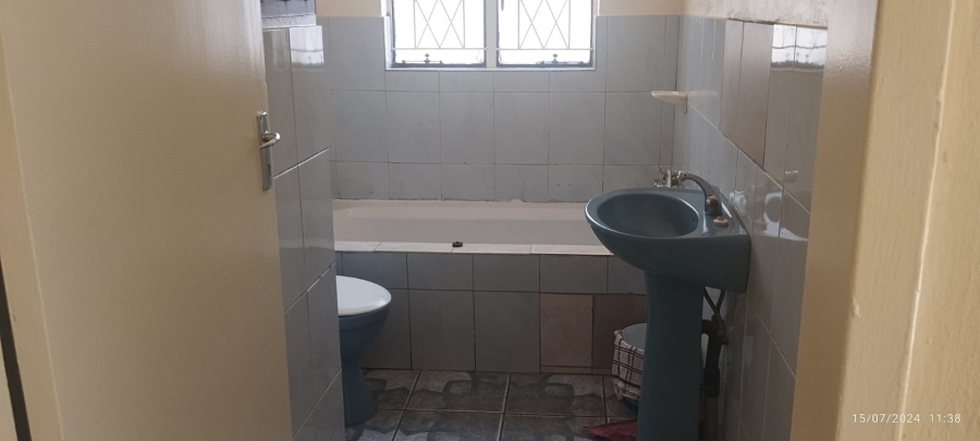 3 Bedroom Property for Sale in Regents Park Gauteng