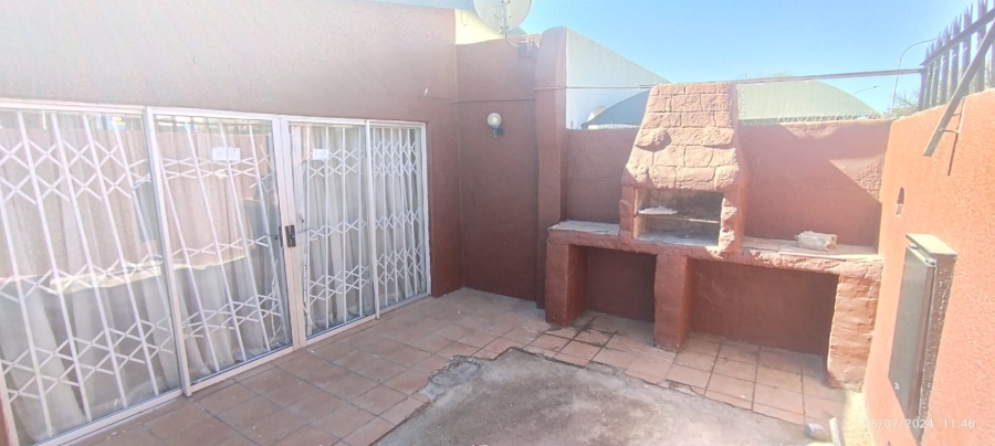 3 Bedroom Property for Sale in Regents Park Gauteng