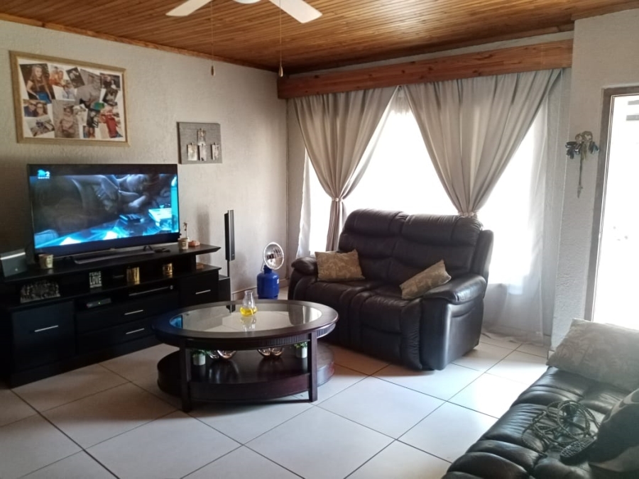 4 Bedroom Property for Sale in Silverton Gauteng