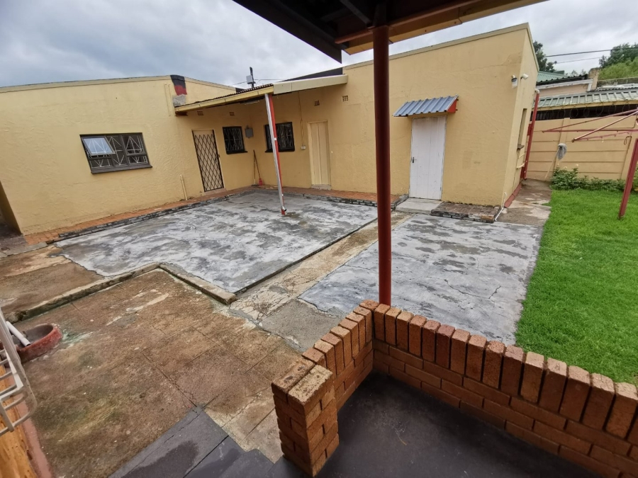 5 Bedroom Property for Sale in Whiteridge Gauteng