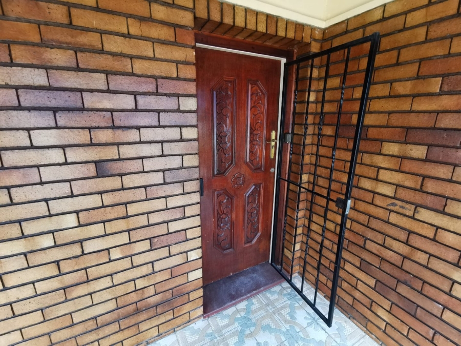 5 Bedroom Property for Sale in Whiteridge Gauteng