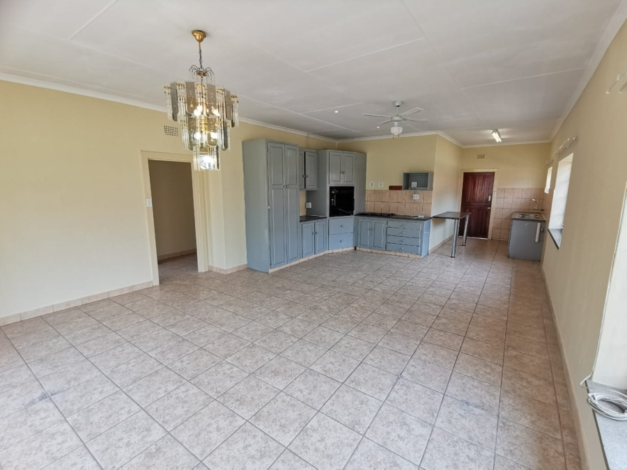 5 Bedroom Property for Sale in Whiteridge Gauteng