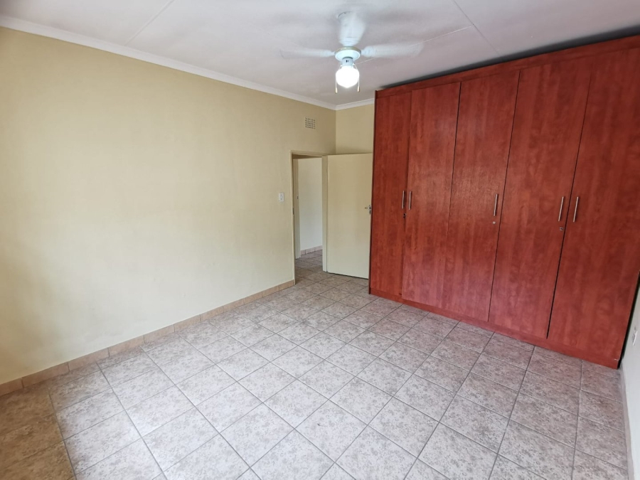 5 Bedroom Property for Sale in Whiteridge Gauteng