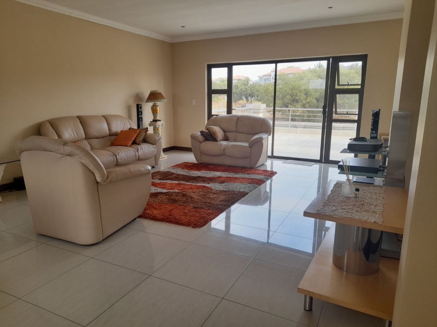 4 Bedroom Property for Sale in Blue Valley Golf Estate Gauteng