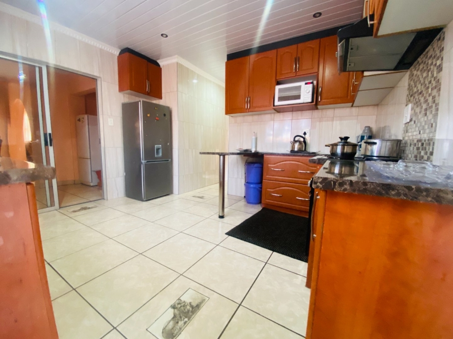 3 Bedroom Property for Sale in Bram Fischerville Gauteng