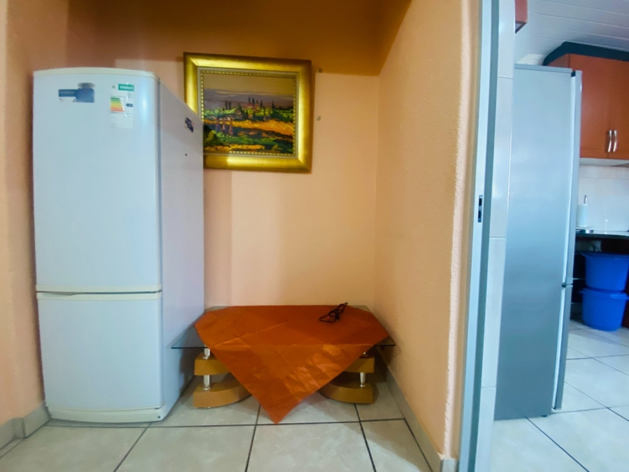 3 Bedroom Property for Sale in Bram Fischerville Gauteng