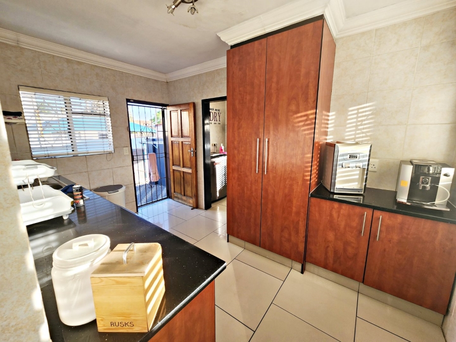 4 Bedroom Property for Sale in Freeway Park Gauteng