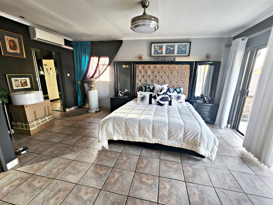 4 Bedroom Property for Sale in Freeway Park Gauteng