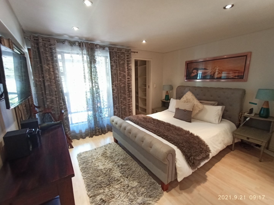 To Let 2 Bedroom Property for Rent in Atholl Gauteng