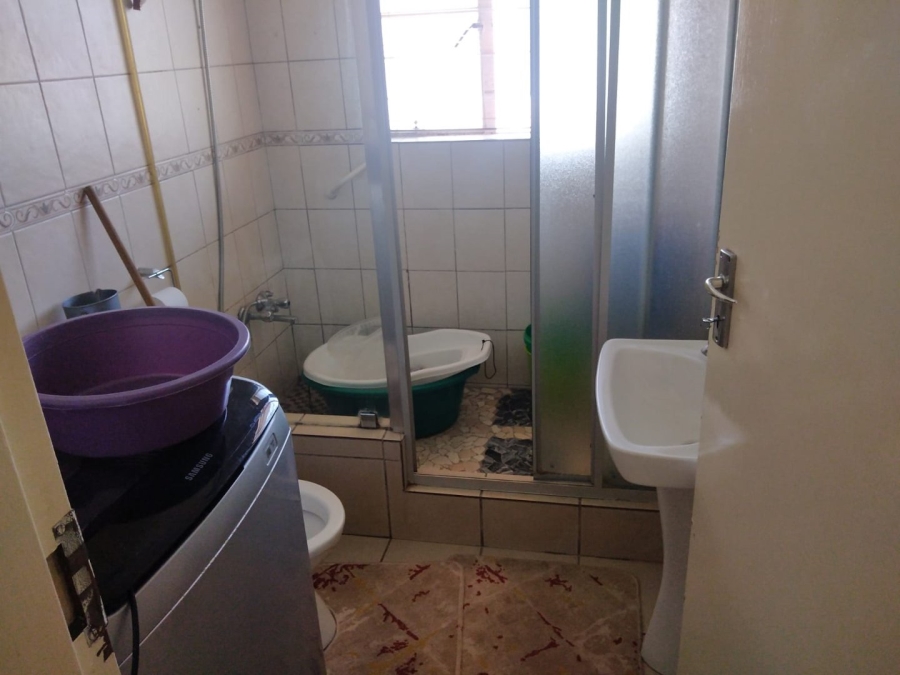 2 Bedroom Property for Sale in Booysens Gauteng