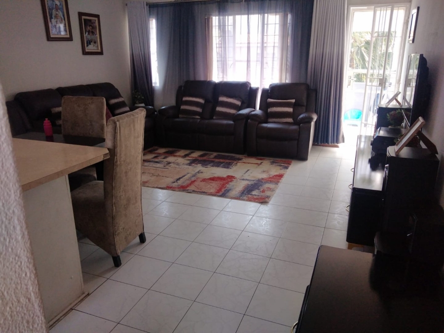 2 Bedroom Property for Sale in Southdale Gauteng