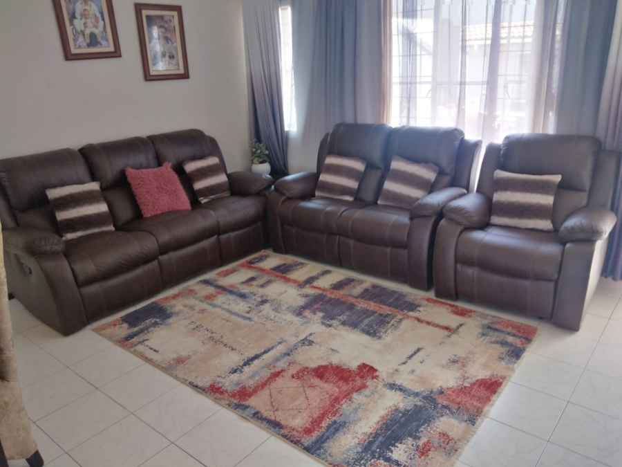 2 Bedroom Property for Sale in Southdale Gauteng